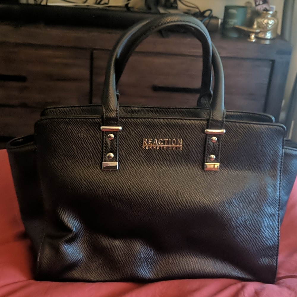 ‼️MUST GO Kenneth Cole Reaction Black Purse